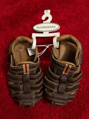 Koala Kids Brown Sandals with Orange Stripe Accent Sz 5 NWT